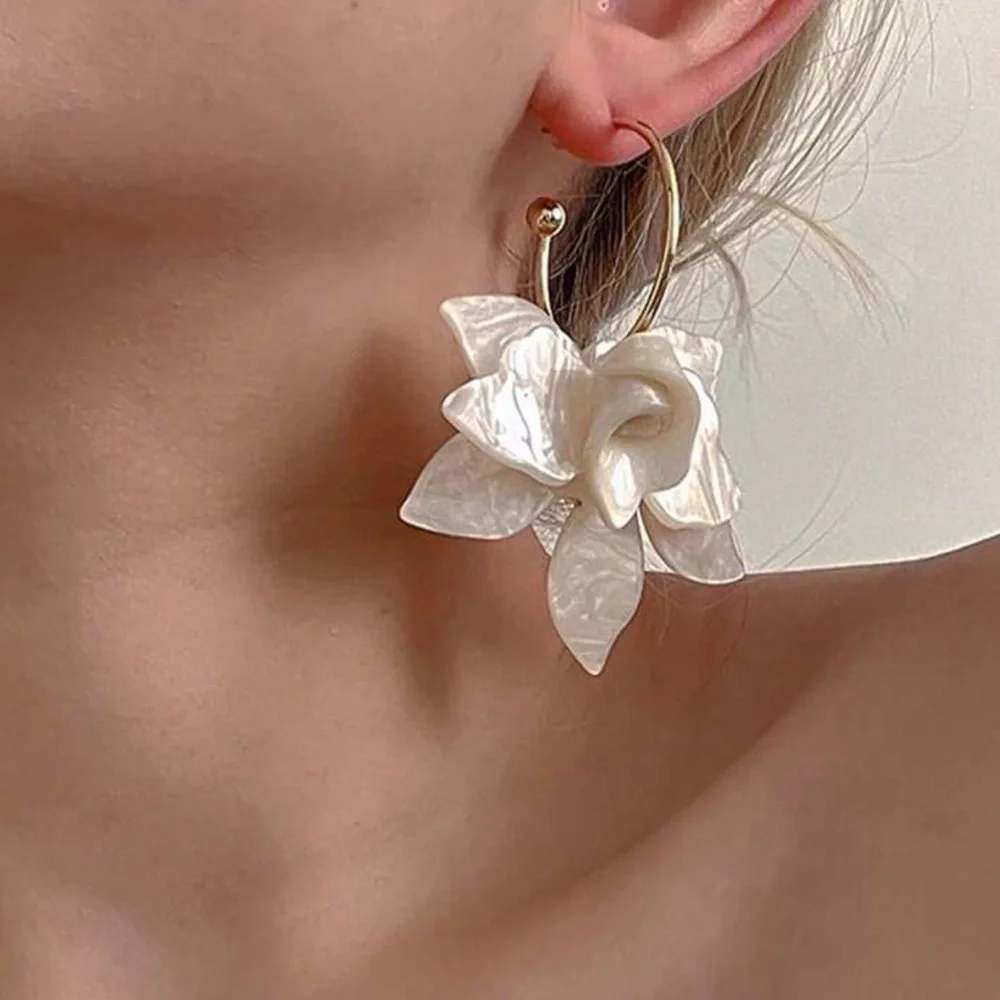 NWOT French Floral Drop Earrings